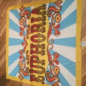 Authentic LUSH Knot Wrap